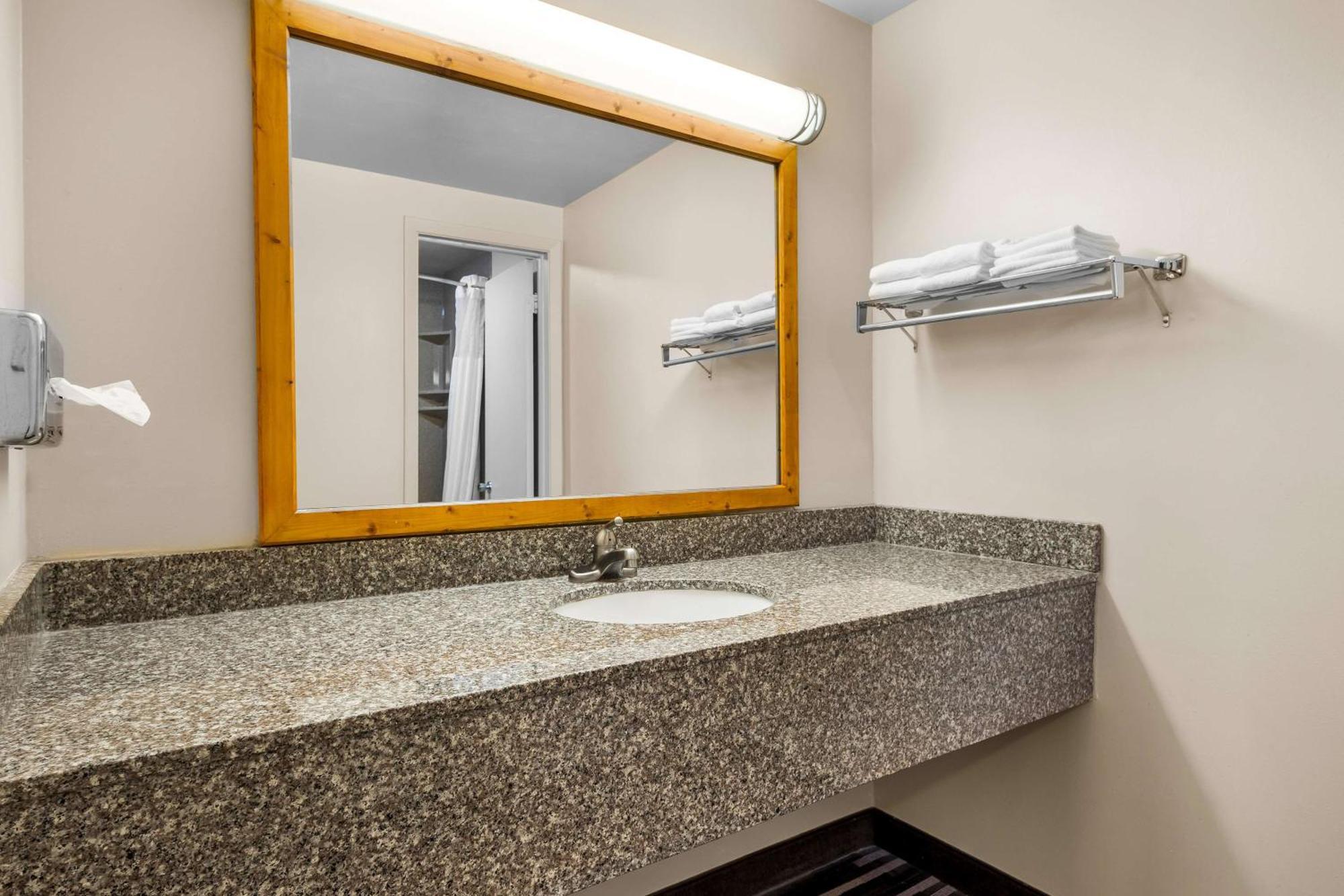 Best Western Lee'S Motor Inn Chamberlain Dış mekan fotoğraf